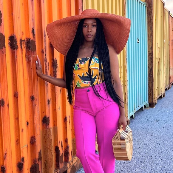 Meet your Posher, Ashley - Picture 4 of 10